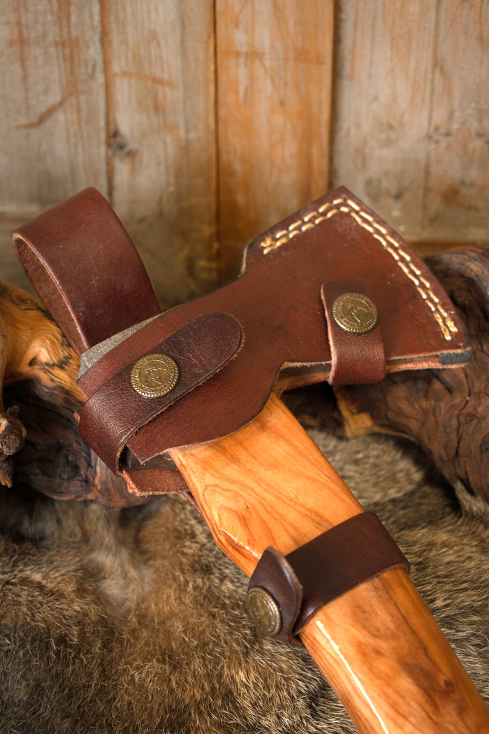 Tradycyjna siekiera outdoorowa, półostra