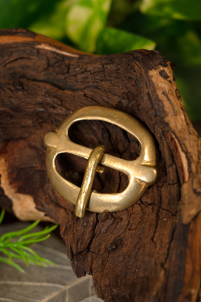 Podwójna klamra, mosiądz