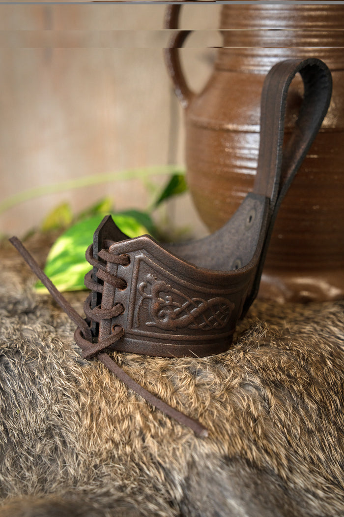 Drinkhoorn houder Castagir bruin