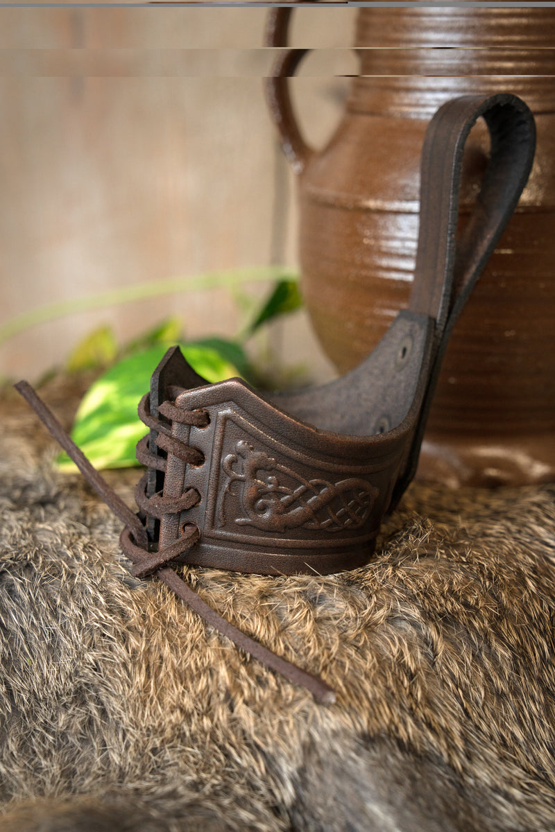 Uchwyt na róg do picia Castagir, brązowy