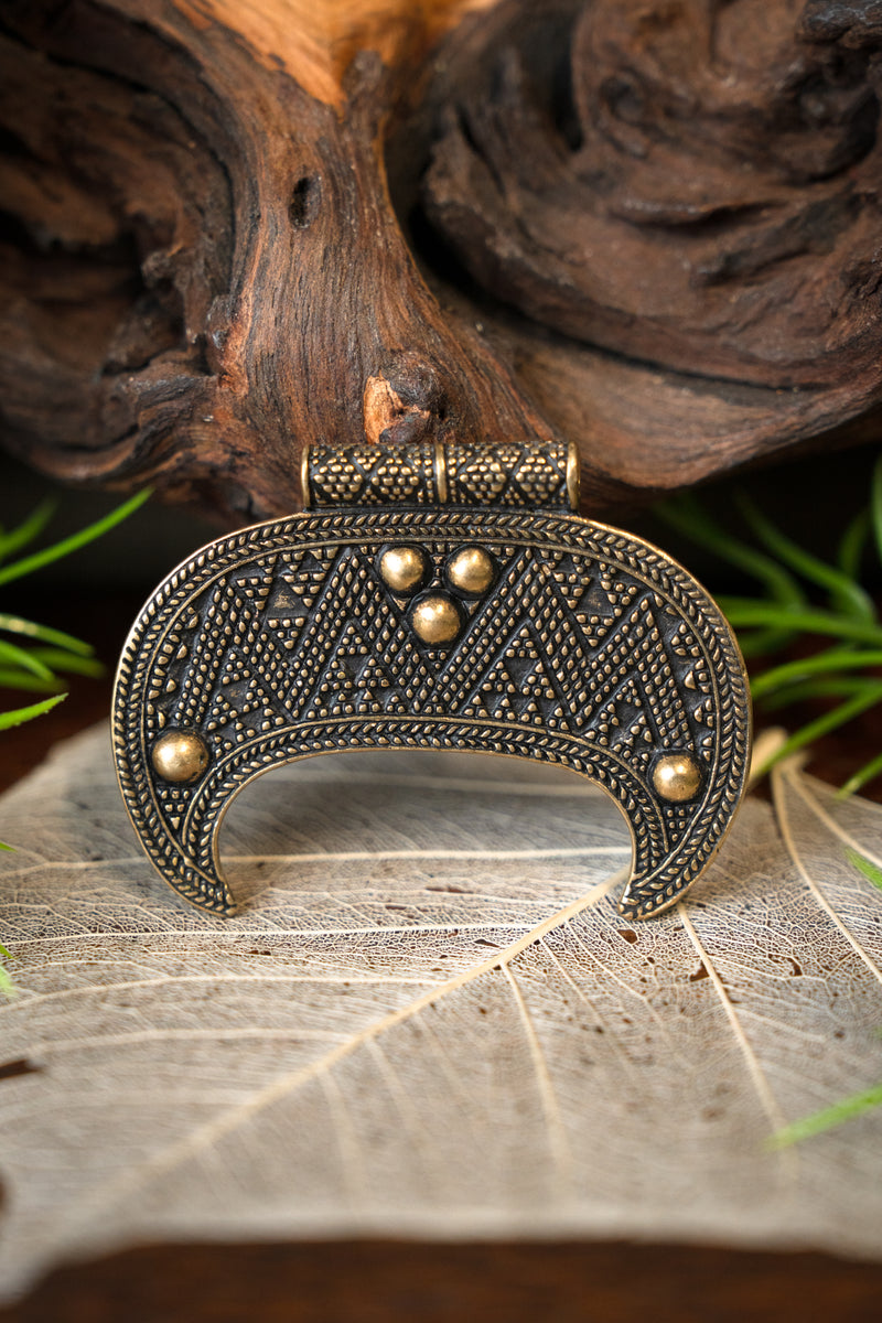 Amuleto lunula Rusvik grande, bronce