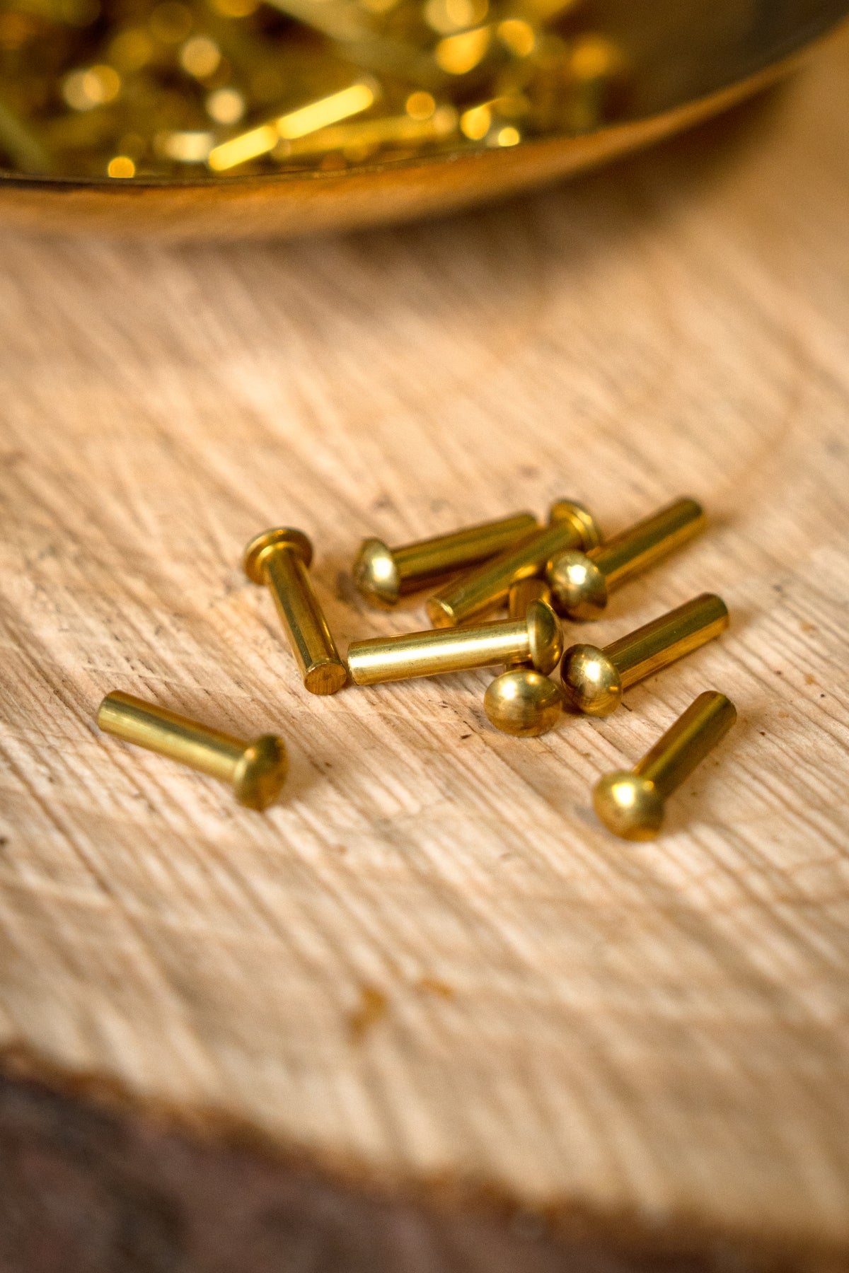 100 mässingsnitar, 8 mm