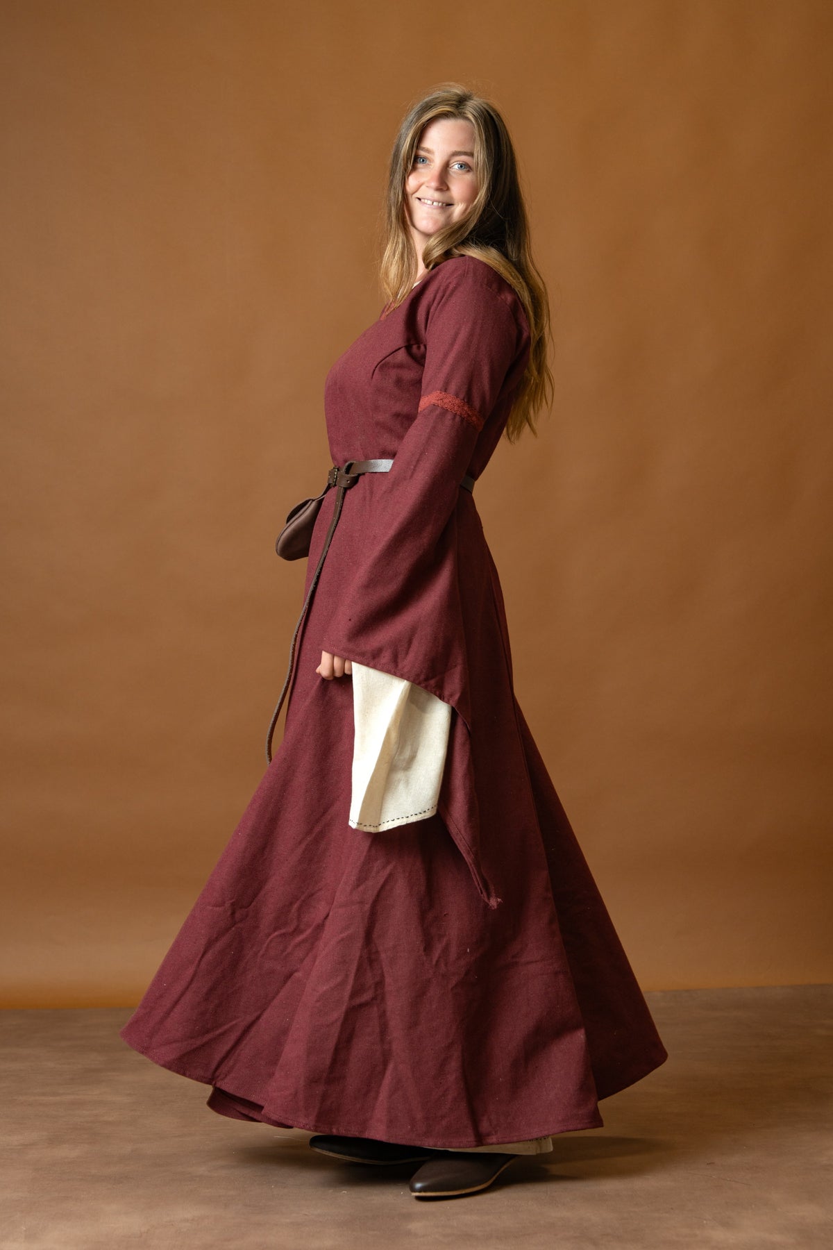 Bliaut Lenora, rood