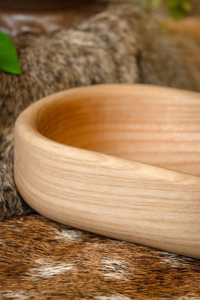 Ash wood dish Kora
