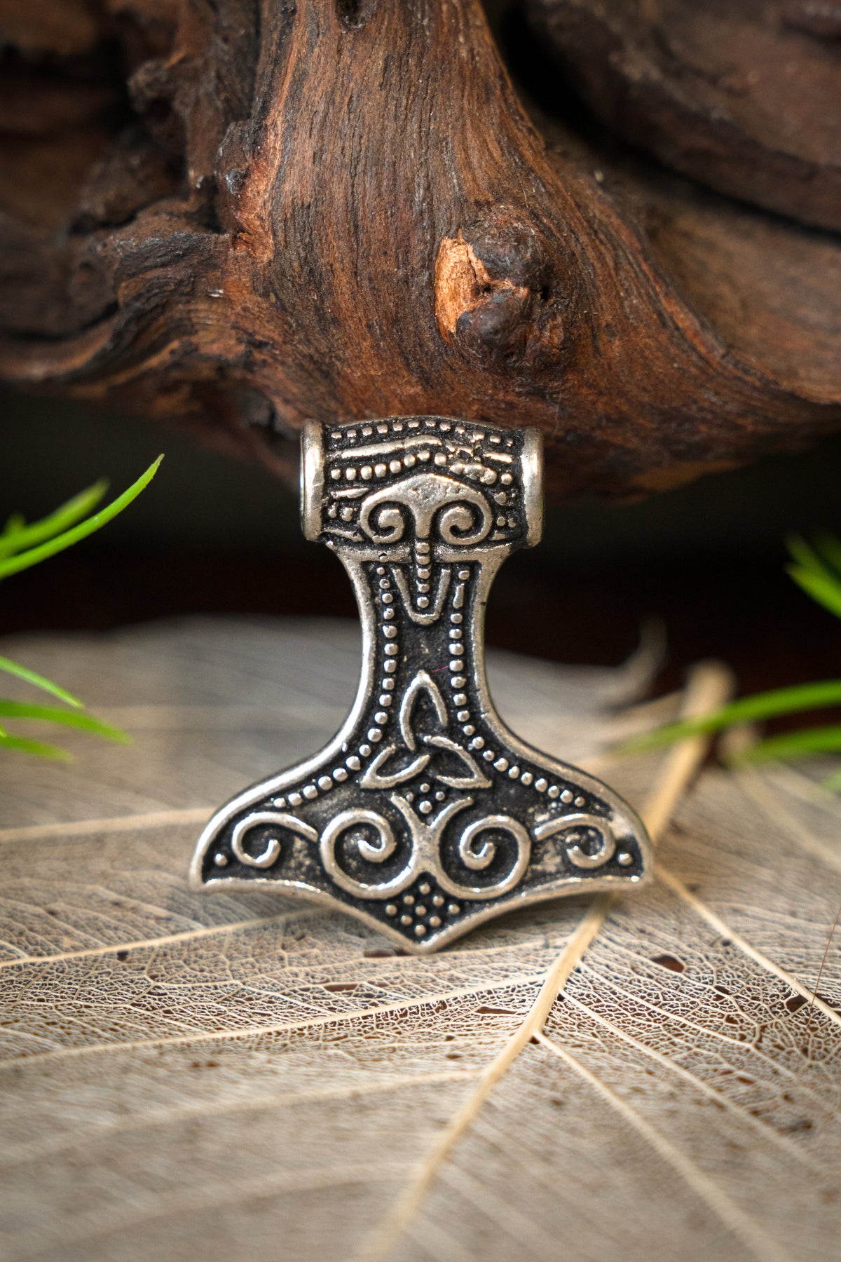 Rusvik torshammare, försilvrad brons