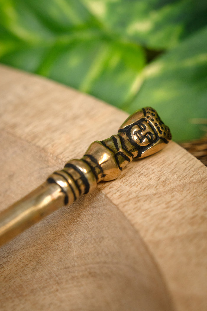 Middeleeuws mes met meisjeshoofd