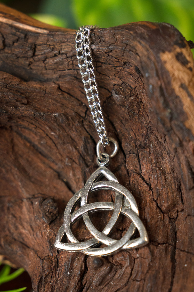 Triquetra Anhänger, Zinn