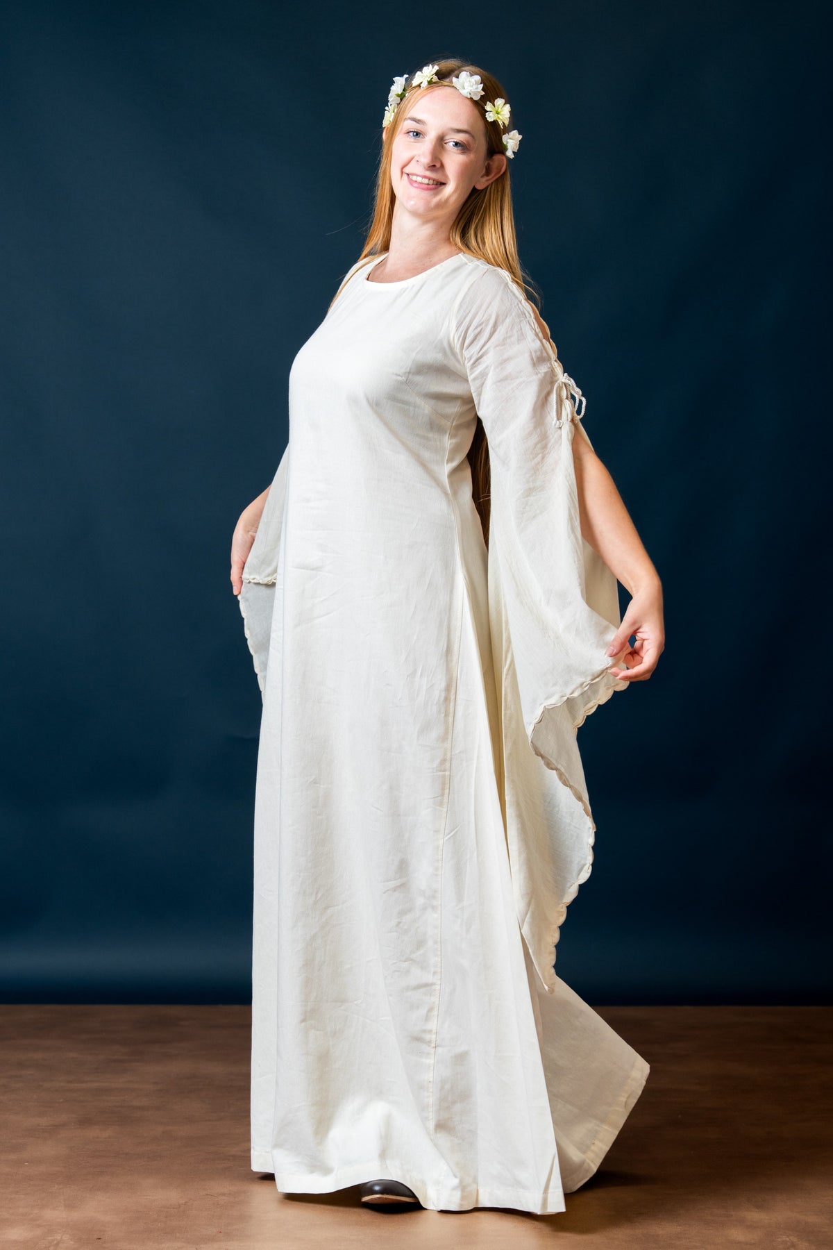 Bliaut Ingrid, crème