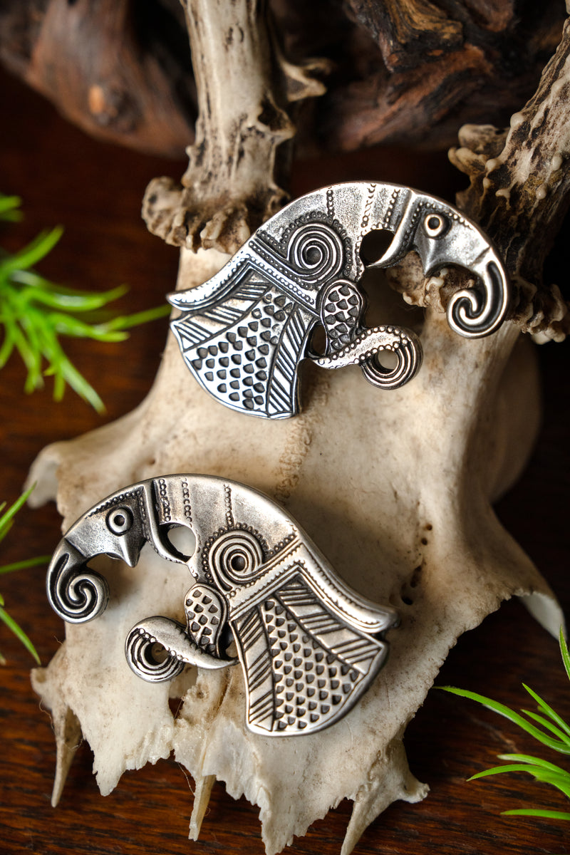 Germansk ravnebæltebeslag fra folkevandringstiden, par venstre og højre, bronze