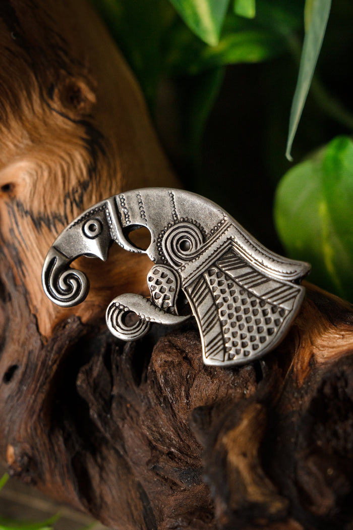 Germansk ravnebæltebeslag fra folkevandringstiden, par venstre og højre, bronze