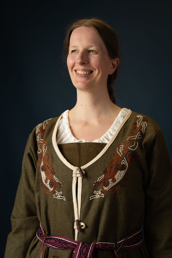 Viking kaftan Skadi, olive green, wool blend