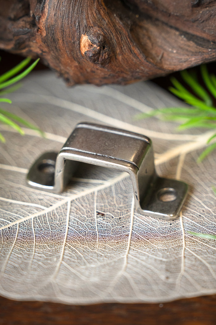 Viking bag strap fitting, silvered