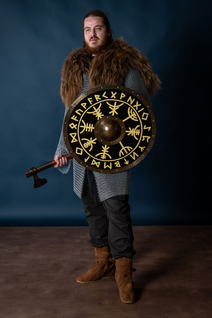 Viking shield Vegvisir