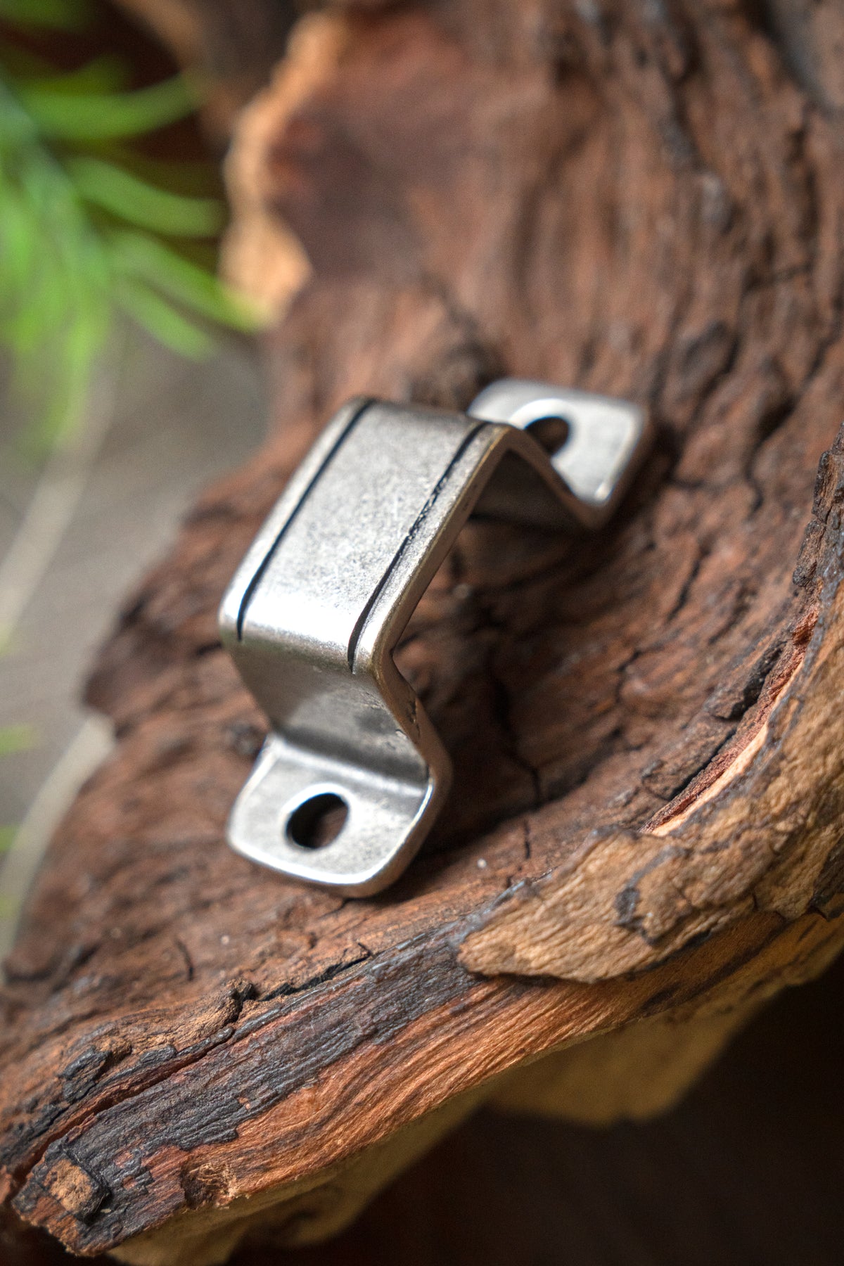 Viking bag strap fitting, silvered