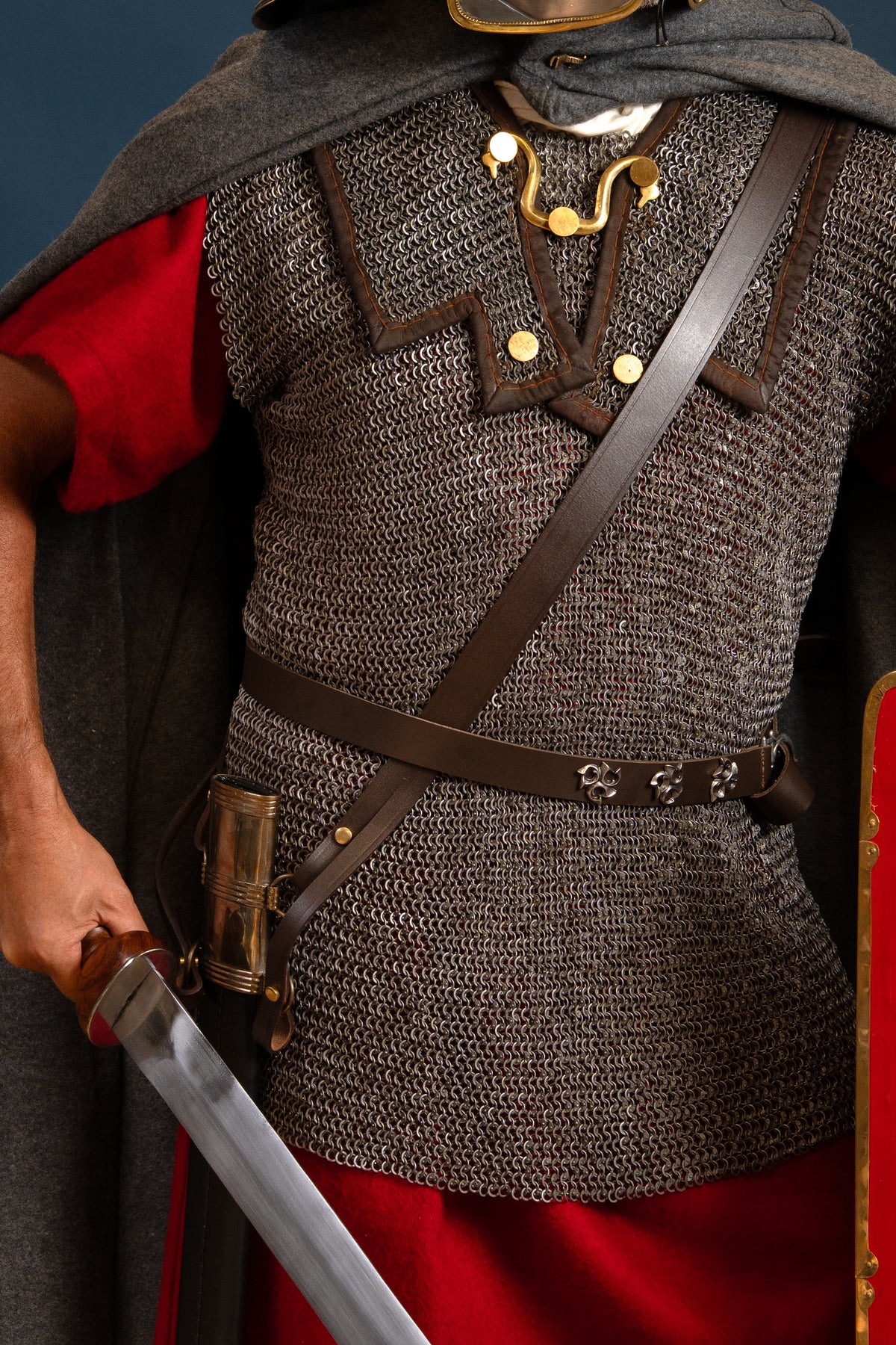 Leren schouderriem voor zwaarden