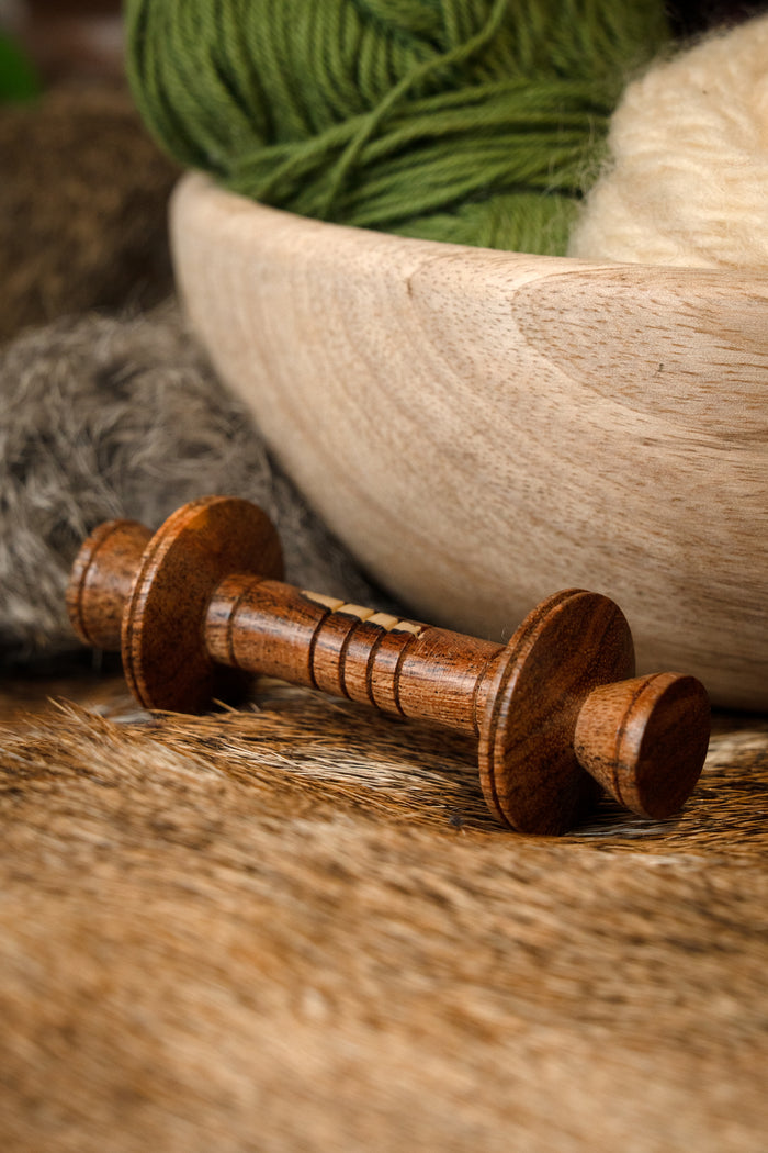 Medeltida trådspole London, kort