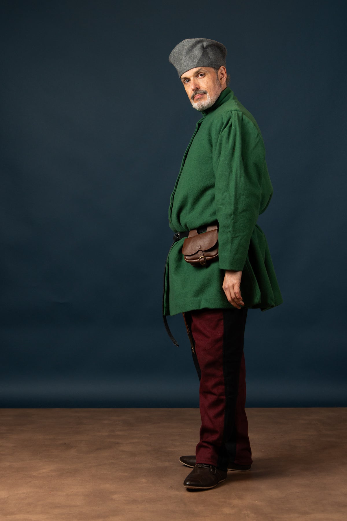 Mély táska közepes