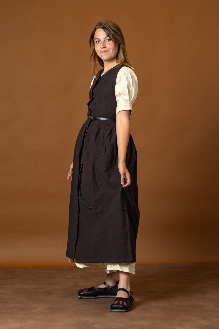 Kirtle Alice, hnědá