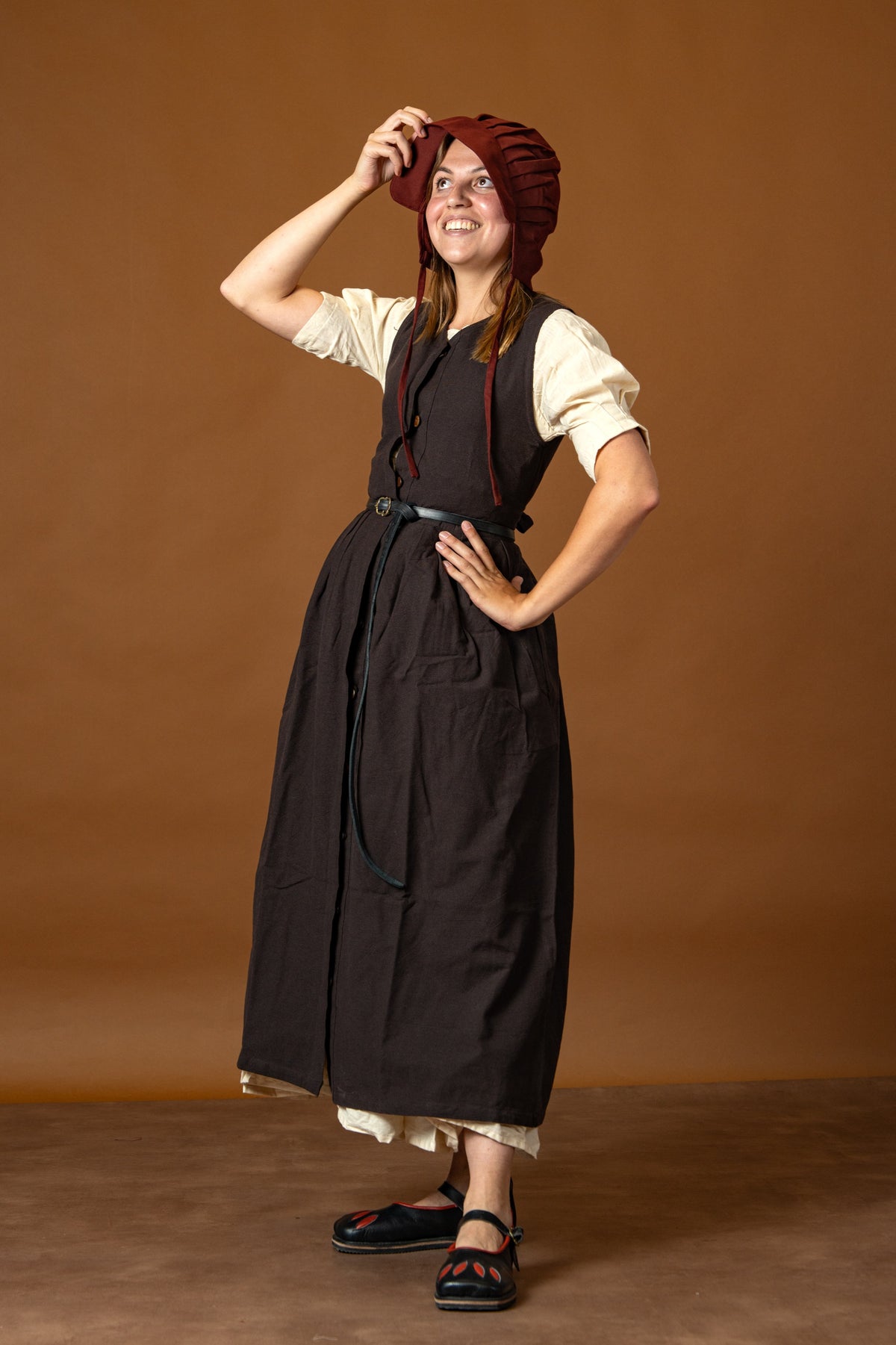 Kirtle Alice, hnědá