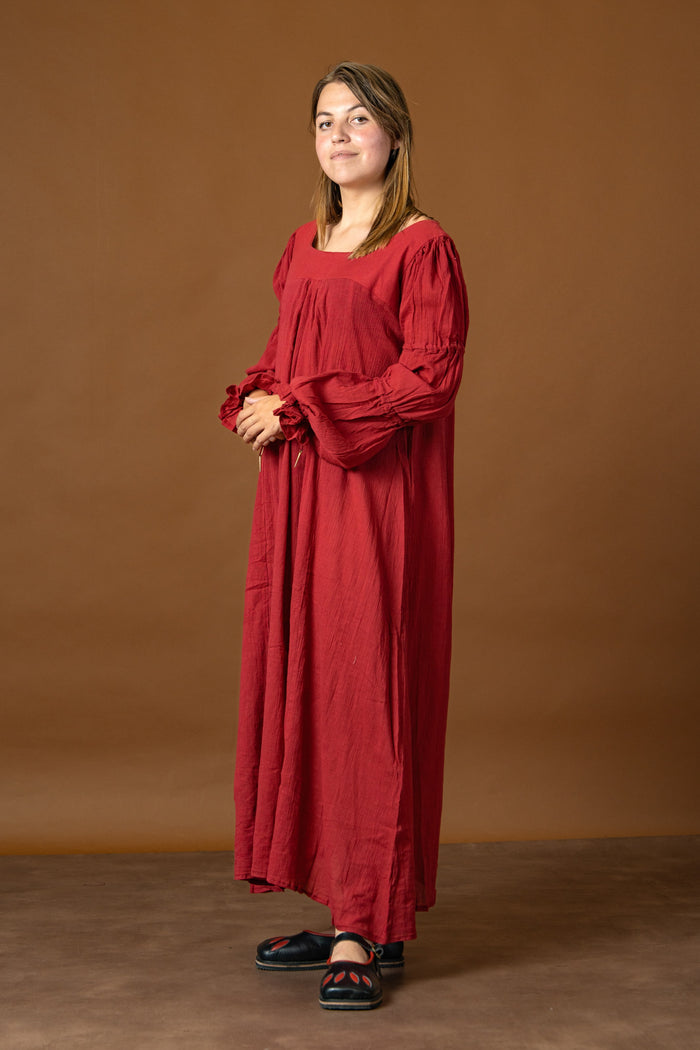 Renaissance dress Lucretia, red