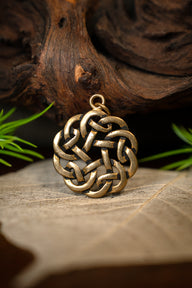 Amulet ronde Keltische knoop, brons
