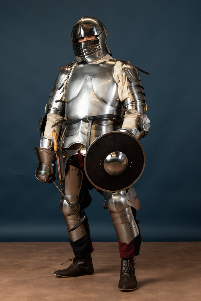 Buckler with leather covering, type IA, size L, 2 mm (battle-ready)