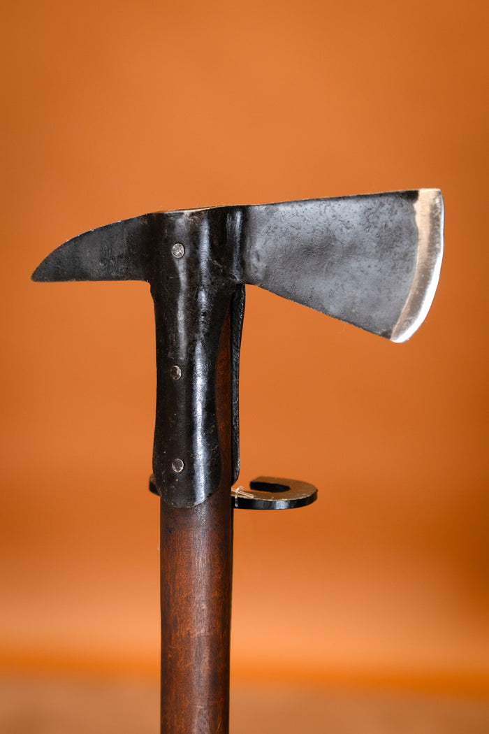 Pirate grappling axe, semi-sharp