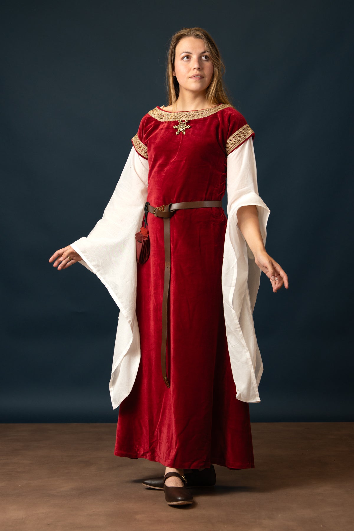 Bliaut Agnes, fluweel, rood-wit