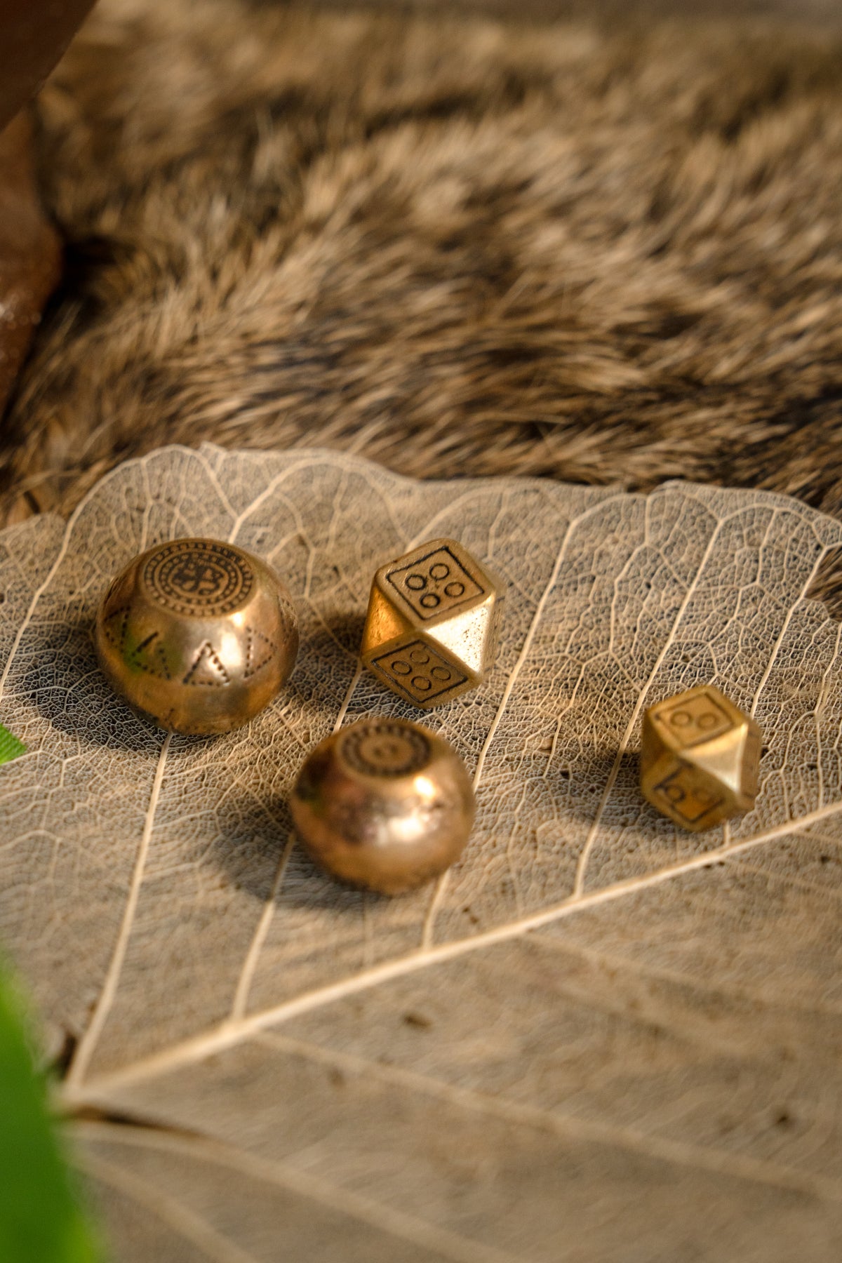 Set med 4 vikingavikter