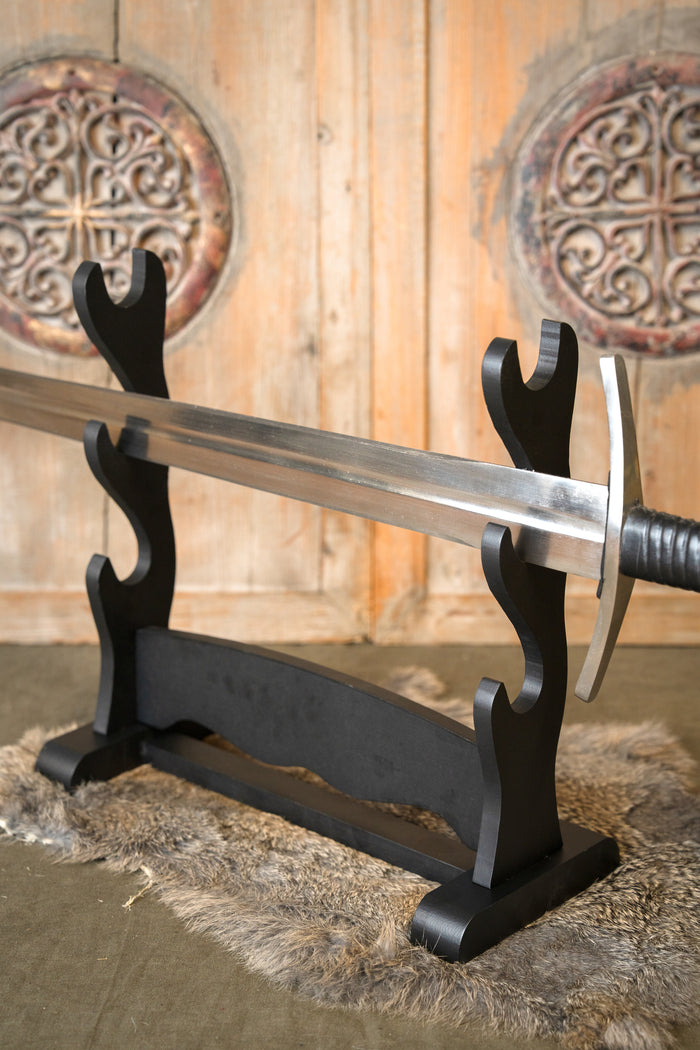 Soporte para tres espadas