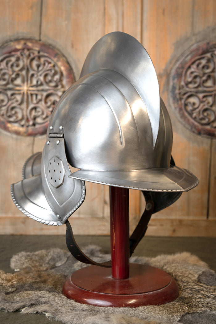 16e eeuwse Burgonet Kaspar gepolijst, 1.2 mm