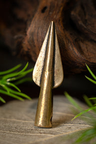 Bronzkori kopjahegy ékszer, bronz