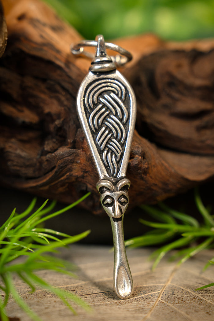 Vikingský uší Lyon Adelsö, postríbrenný bronz