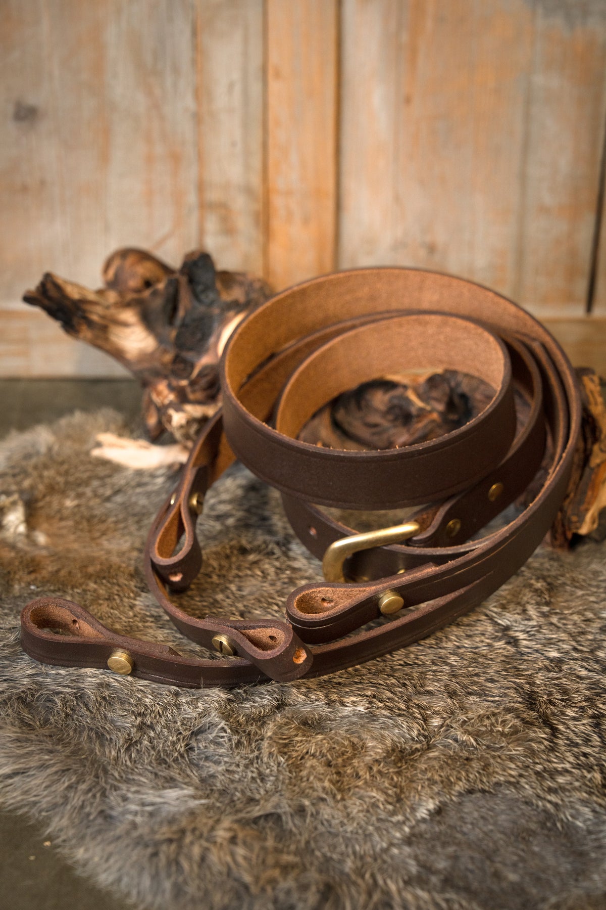 Leren schouderriem voor zwaarden