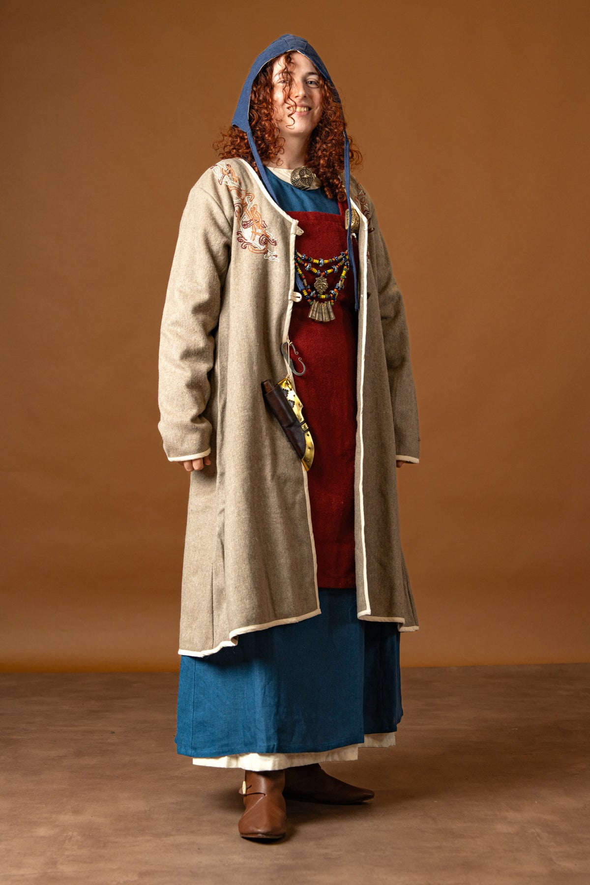 Wikinger Kaftan Skadi sand Wollmix