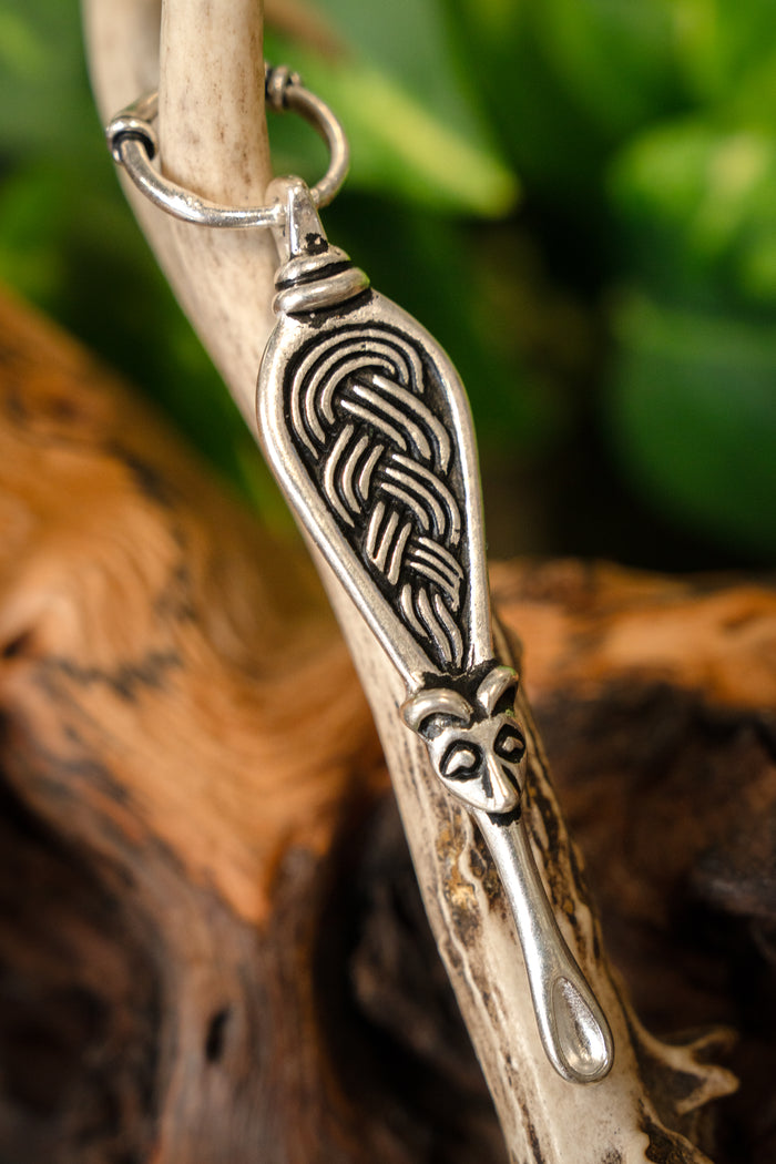 Vikingský uší Lyon Adelsö, postríbrenný bronz