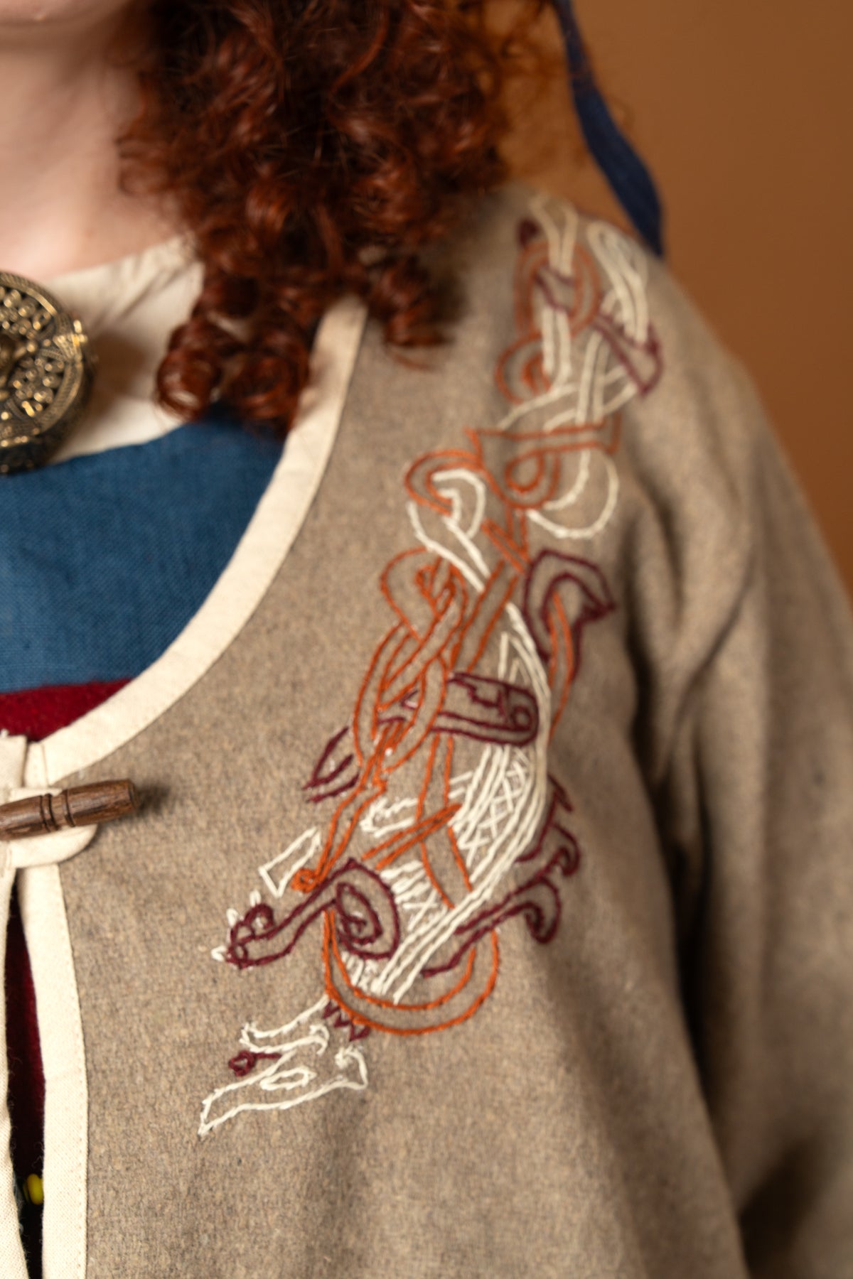 Wikinger Kaftan Skadi sand Wollmix