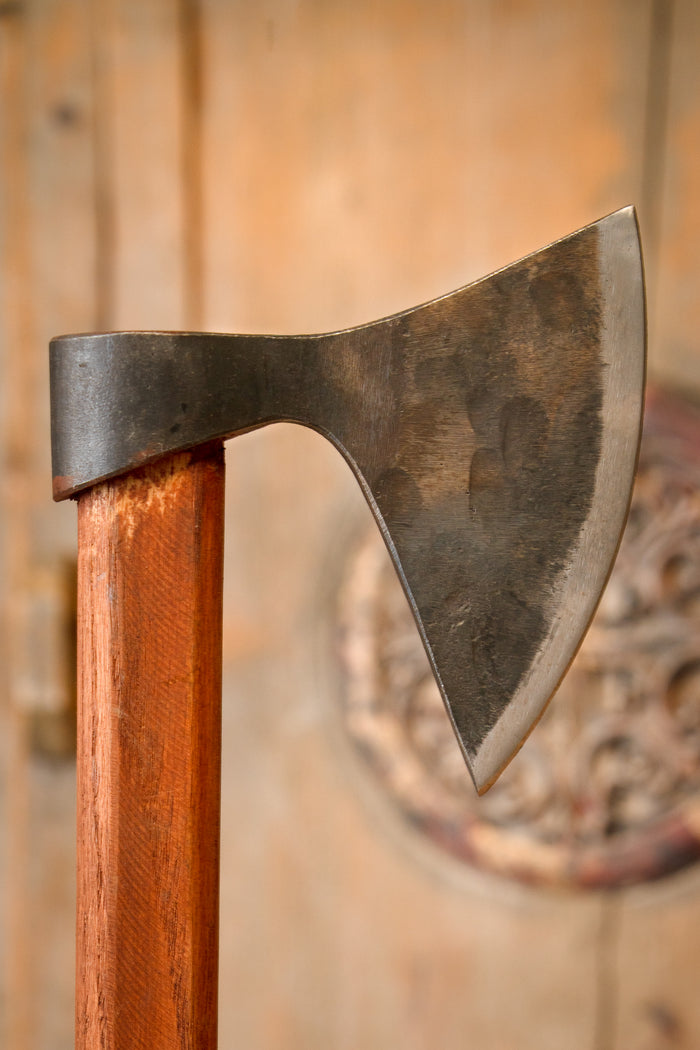 Hand axe Erich, semi-sharp