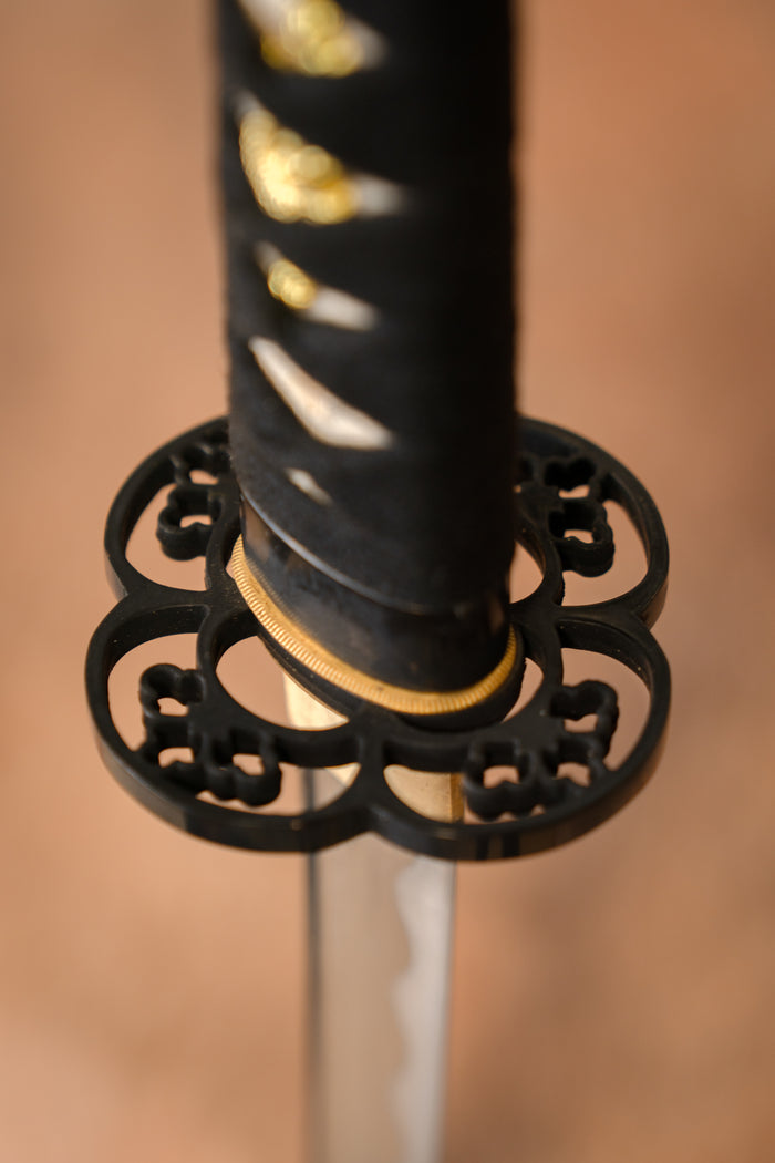 Iaitō z czerwonego drewna, długie, tępe (bojowe)