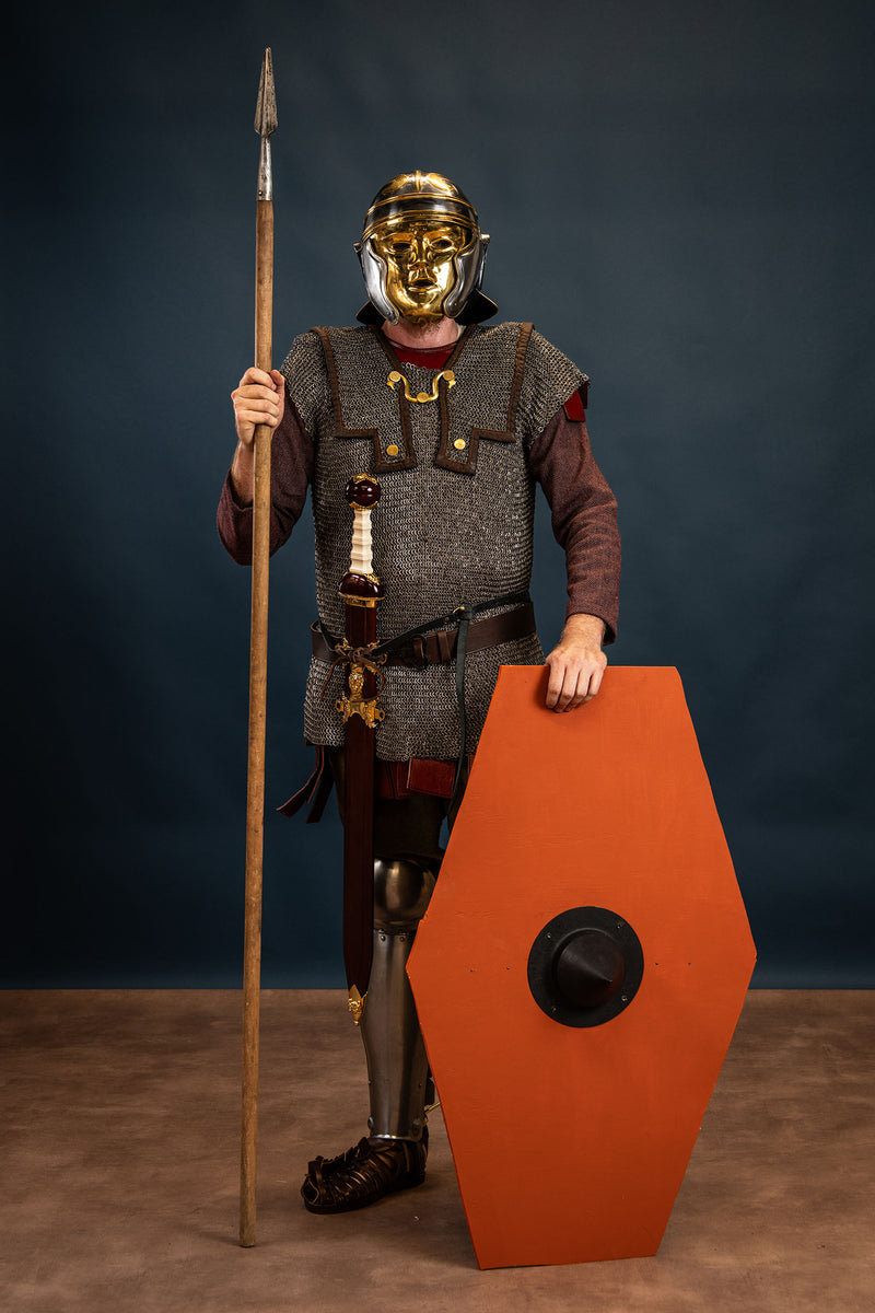 Römischer Kavalleriehelm mit Larvenmaske, 1. Jahrhundert, 1,3 mm