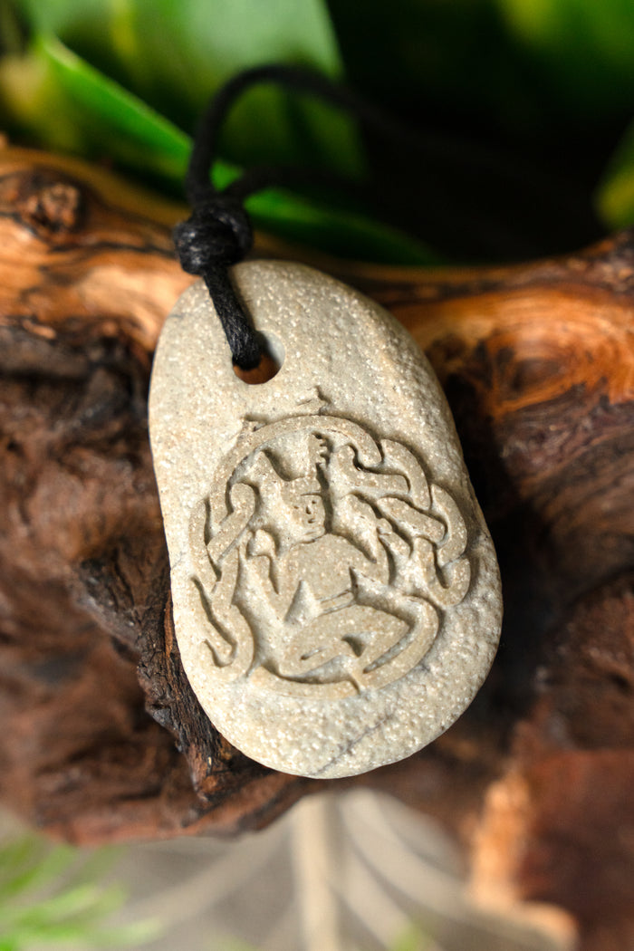 Cernunnos medál, kő