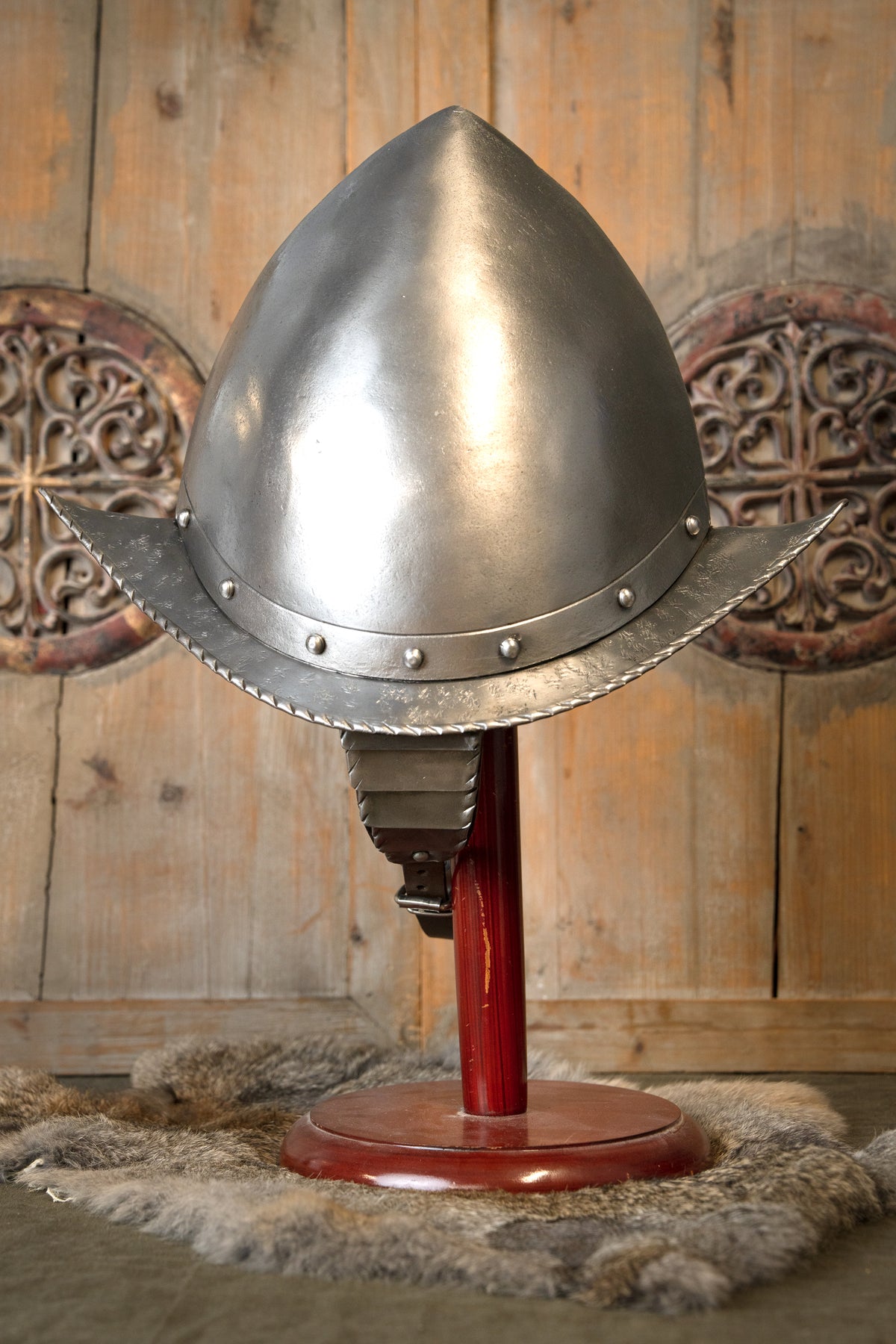 16e eeuwse Spaanse cabasset, antieke afwerking, 1.6 mm