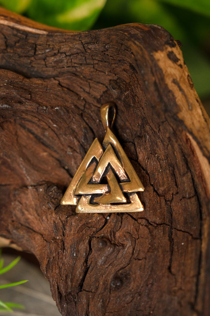 Bronze Valknut, bronze