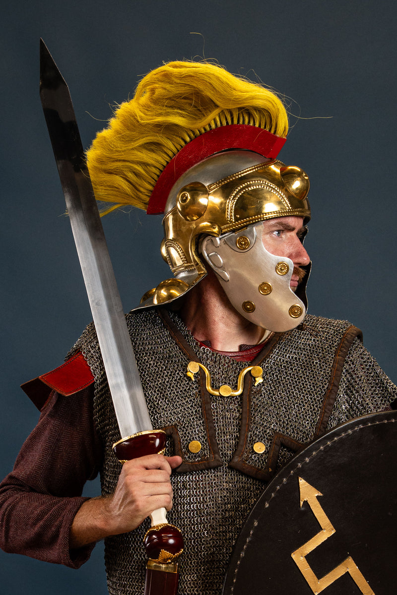 Römischer Auxiliarhelm Witcham Gravel, 1–1,2 mm