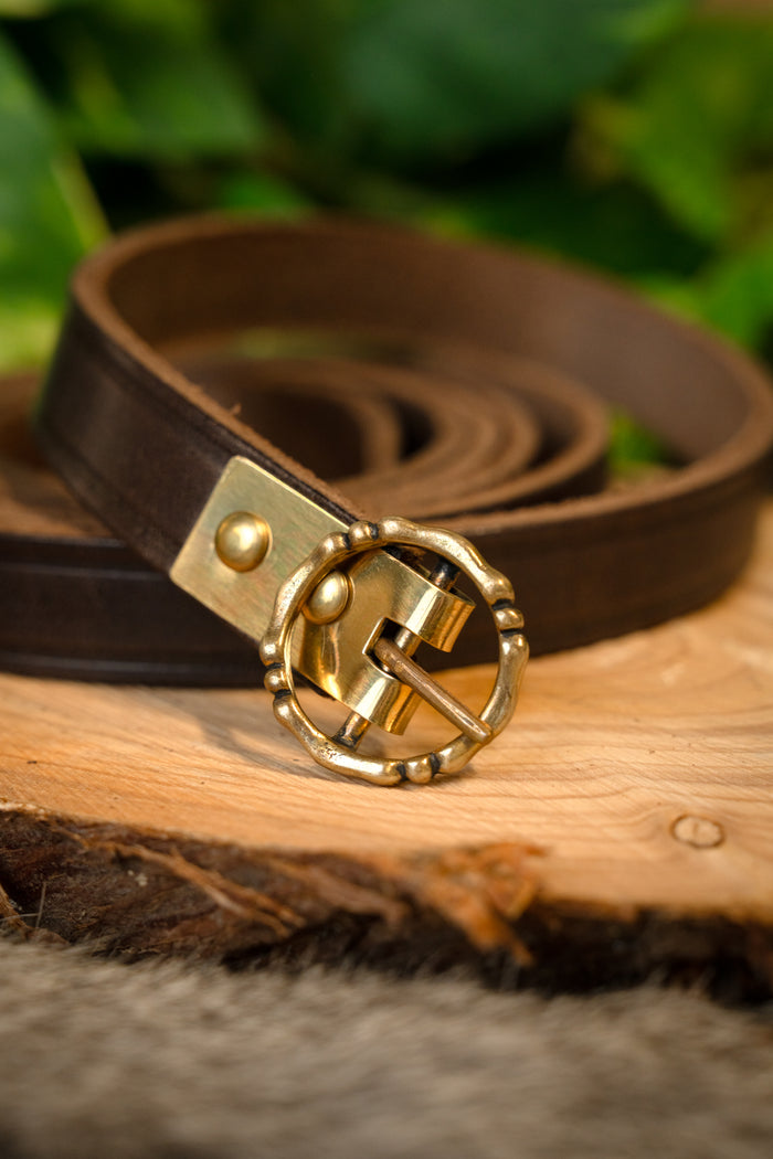 Ceinture du XVe siècle Anjou, 150 cm, brune