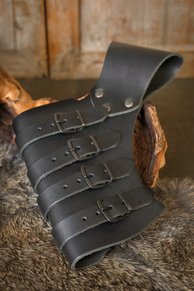 Schwertaufhängung aus dem 15. Jahrhundert, schwarz