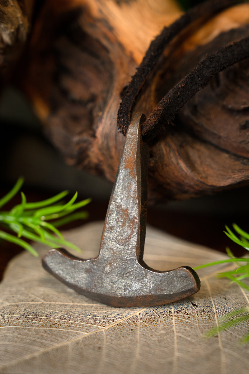 Marteau de Thor, fer en cuir en fer forgé