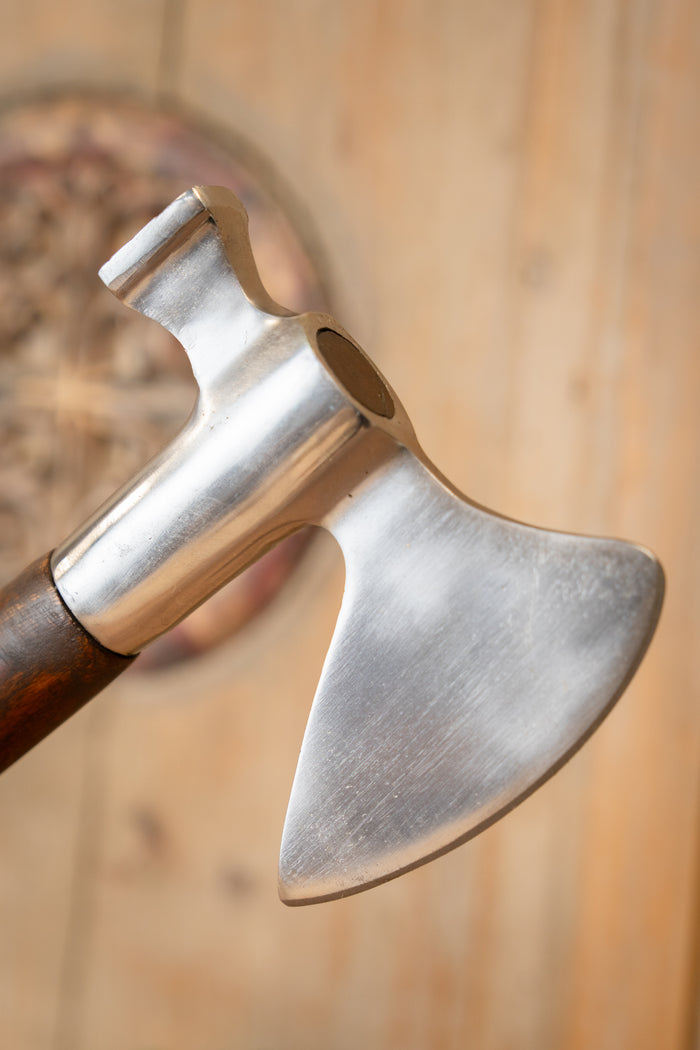 13th century battle ax with hammer blade, Maciejowski Bible, semi-sharp