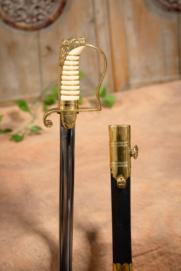 Sabre Horatio Nelson, semi-afiado