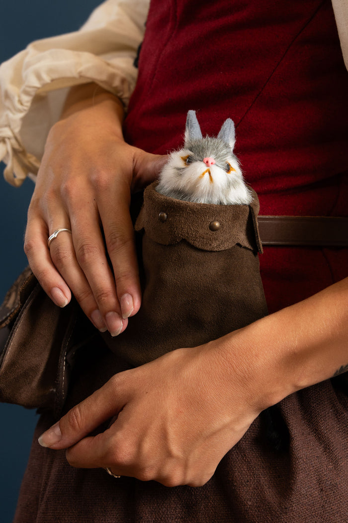 Rabbit Roger in leather pouch - Brown